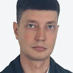 автор
