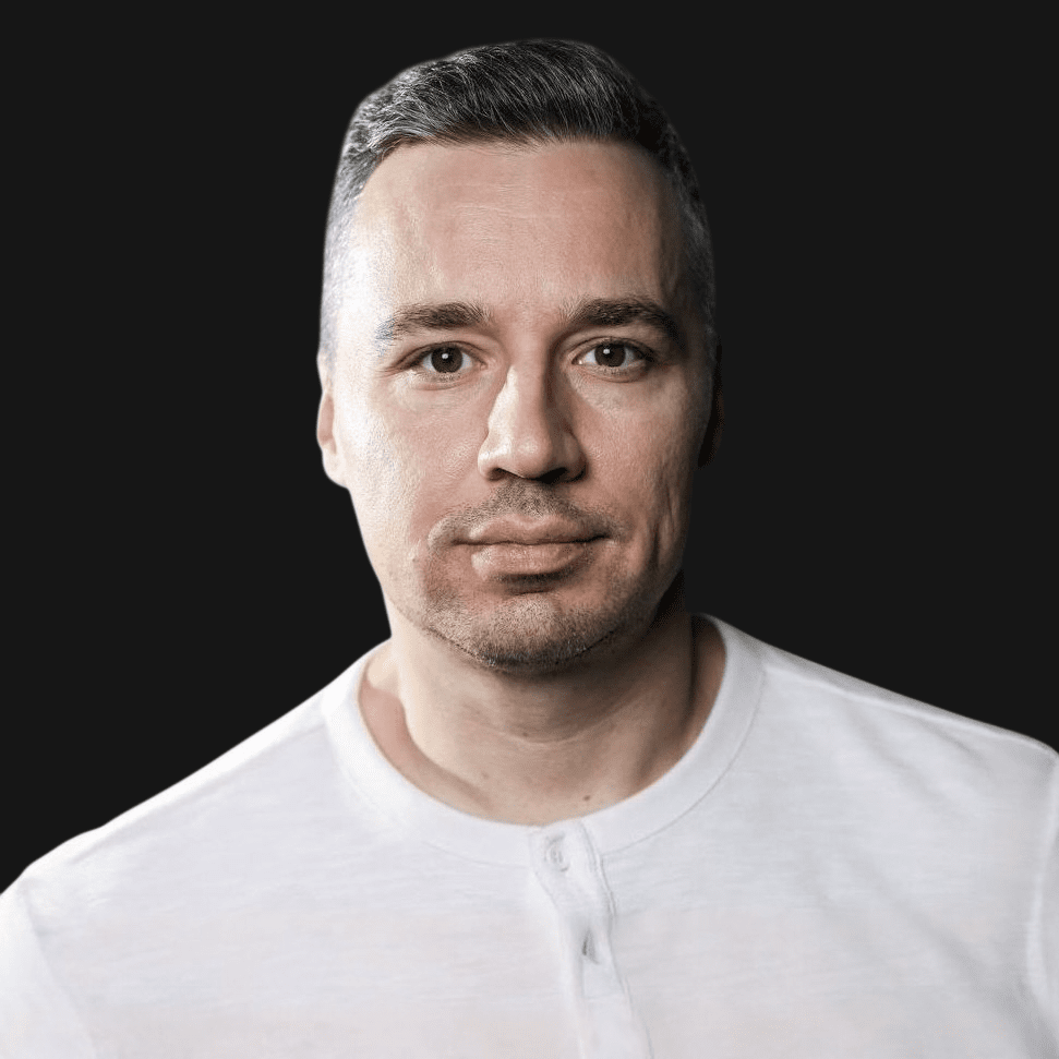 Денис Панин