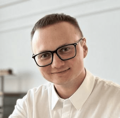Виталий Захаров