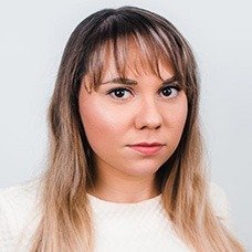Людмила Полякова