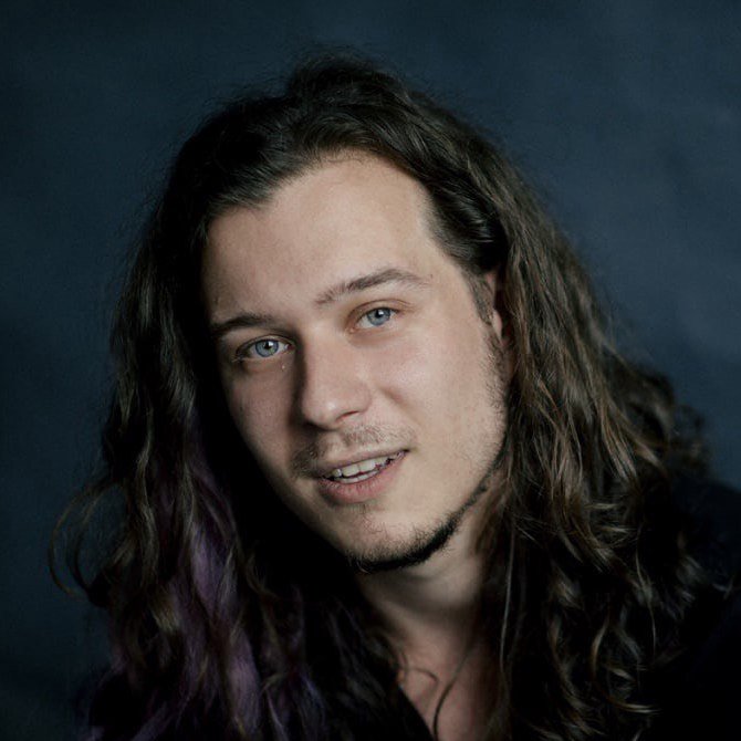 Антон Шестаков