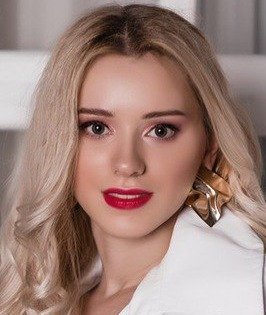Анастасия Великанова